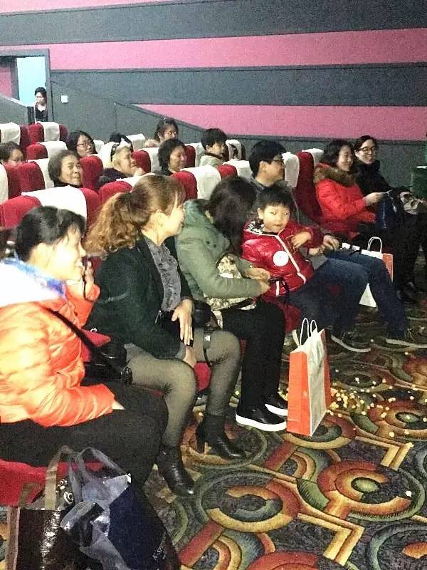 節(jié)日總是開心的，媽媽寶寶永遠是諸女神心中最愛！