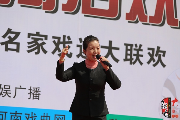 洛陽市豫劇院副院長、豫劇二團(tuán)團(tuán)長陳大華演唱豫劇《穆桂英掛帥》選段