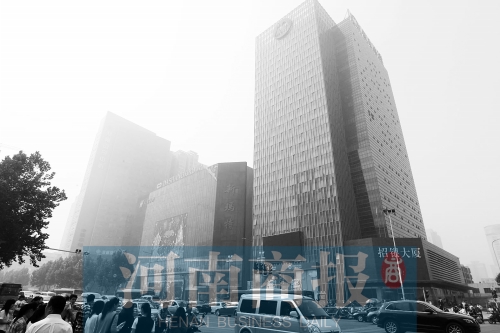 昔日關(guān)虎屯所在地，如今成鄭州最繁華地段之一 記者 鄧萬里/攝