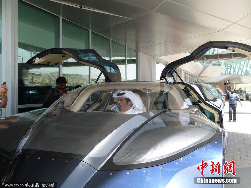 “超級巴士”在迪拜投入運(yùn)營 打造世界最豪華公交車 “超級巴士”在迪拜投入運(yùn)營 打造世界最豪華公交車