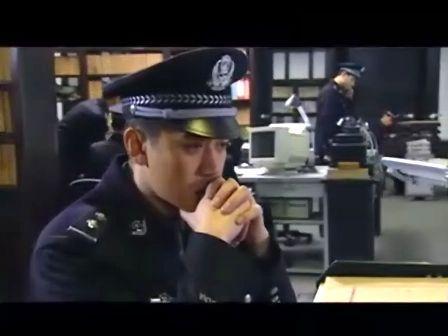 王學(xué)兵在《絕對控制》中扮演緝毒警察薛冰。