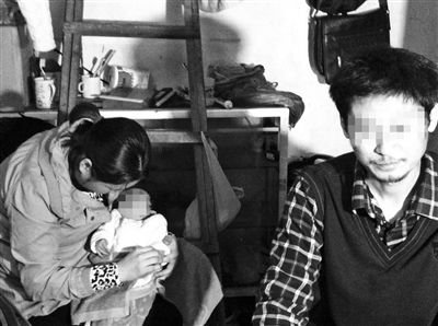 劉釗夫婦試圖將孩子送到“嬰兒安全島”未果，當天下午，廣州宣布暫停試點