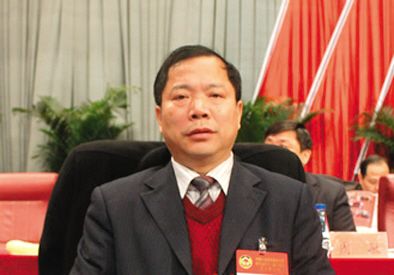 原萍鄉(xiāng)市政協(xié)主席晏德文。