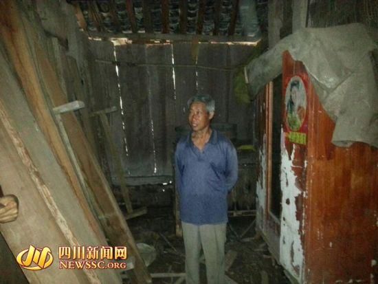 王本余的堂兄王本武向四川新聞網(wǎng)記者介紹王本余還剩下的財物。
