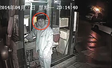 4月10日，一段“法官毆打保安”視頻成為網(wǎng)絡(luò)熱點(diǎn)。