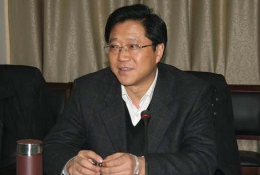 銅陵市委召開全市領(lǐng)導(dǎo)干部會議宣布安徽省委決定，提名銅陵市委副書記倪玉平為銅陵市人民政府市長候選人。