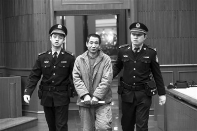 黑車司機(jī)因扎死人后賠償受害人32萬獲輕判 黑車司機(jī)因扎死人后賠償受害人32萬獲輕判