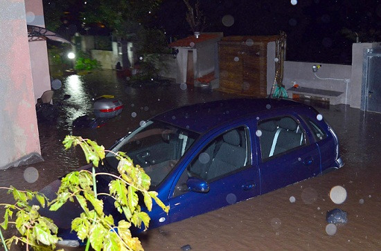 奧爾比亞市部分地區(qū)的水位已經(jīng)升至3米。