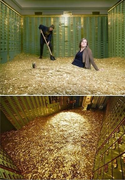 瑞典網(wǎng)店推出“金錢浴”，800萬枚硬幣堆成金“浴池”。