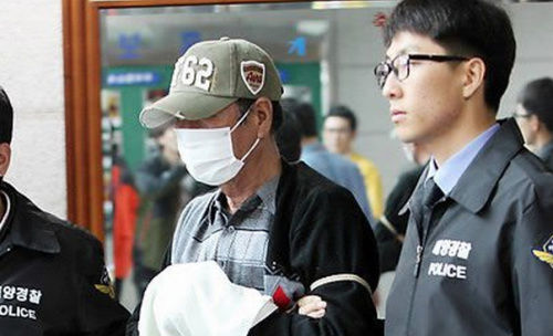 資料圖片：韓國(guó)檢方和警方聯(lián)合調(diào)查本部15日對(duì)“世越”號(hào)客輪的15名船員進(jìn)行逮捕起訴。