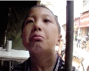 爺爺走后,他一直在哭。