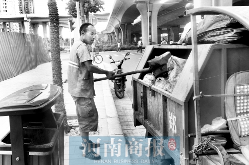 隱形富豪李國全，心甘情愿做個環(huán)衛(wèi)工