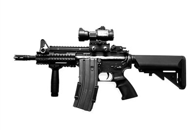 M16步槍，全槍長：986mm，空槍重：3.26公斤，戰(zhàn)斗全重：4公斤，最大有效射程：800米