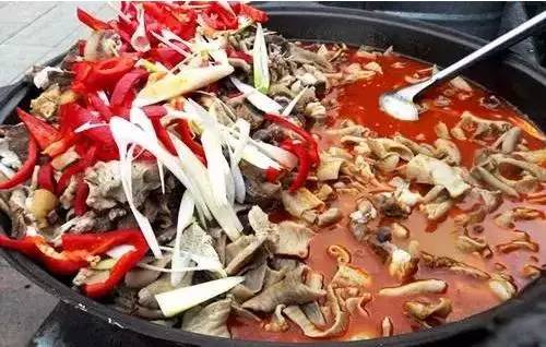 新疆奇葩”黑暗料理“ 你吃過嘛？