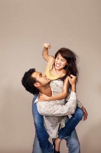 最常見(jiàn)吵架——“男女雙打型”冷戰(zhàn)型