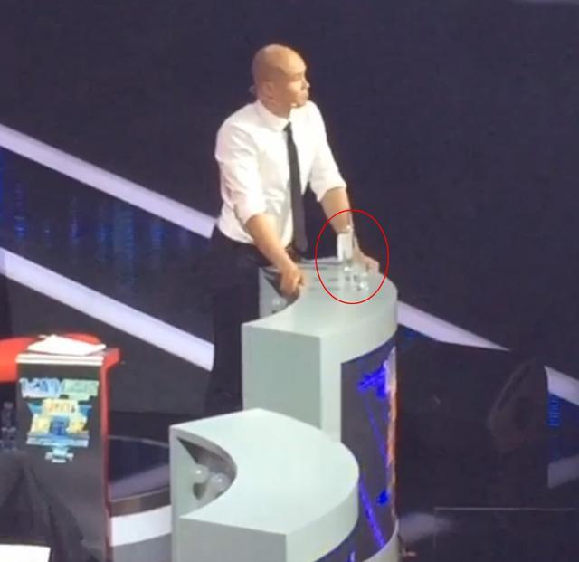 樂嘉回應(yīng)錄節(jié)目耍酒瘋 稱“問(wèn)心無(wú)愧”