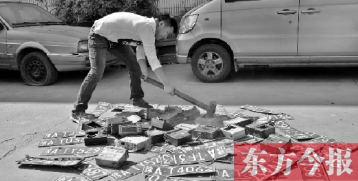 “老的哥”揭“黑車”猖獗原因，建議倒查假車牌、出租車使用機打發(fā)票