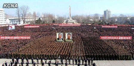 朝鮮民眾稱，朝鮮軍民“將在任意時(shí)期、對任意對象隨意實(shí)施無止境的正義打擊，一定實(shí)現(xiàn)民族的夙愿祖國統(tǒng)一大業(yè)”。