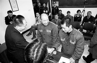 3月26日，浙江高院依法對(duì)張輝、張高平強(qiáng)奸再審案公開宣判，撤銷原審判決，宣告張輝、張高平無罪。2004年，他們被法院認(rèn)定犯強(qiáng)奸罪判處重刑。