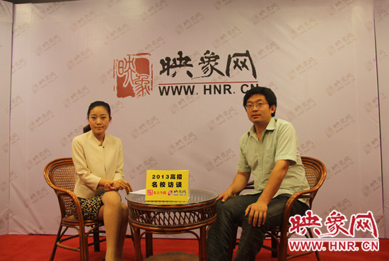 　6月23日，清華大學河南招生組組長謝旭東做客映象網(wǎng)“2013高招名校訪談”節(jié)目