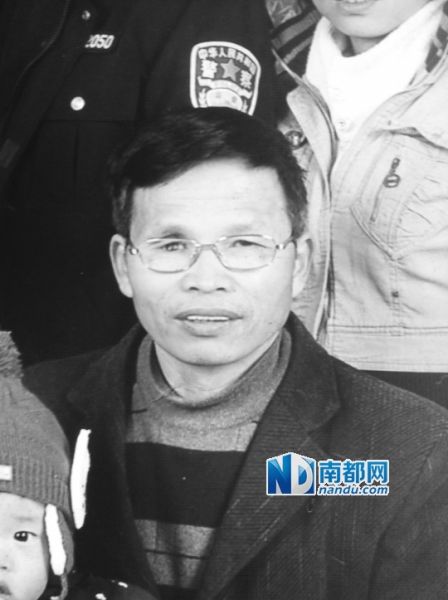 偷拍縣長收禮的萬載縣人汪冬根。　圖片由當(dāng)事人家屬提供