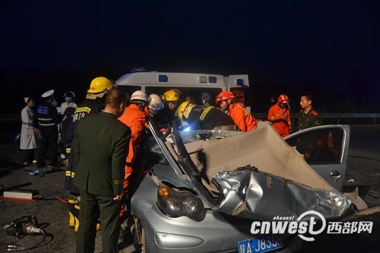 5人死！比亞迪被寶馬追尾 車身剩一半