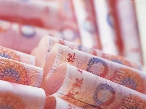 對增收潛力大、帶動能力強的7大群體（技能人才、新型職業(yè)農(nóng)民、科研人員、小微企業(yè)創(chuàng)業(yè)者、企業(yè)經(jīng)營管理人、基層干部隊伍、有勞動能力困難群體）實施激勵計劃，推出差別化收入分配激勵政策，帶動城鄉(xiāng)居民實現(xiàn)總體增收。
