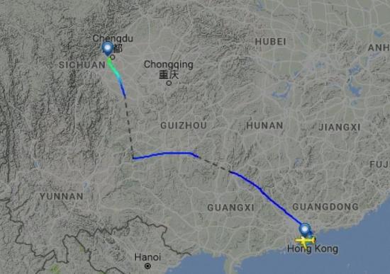  圖片來自航空網(wǎng)站flightradar24，圖顯示飛機(jī)安全降落成都