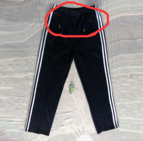 嚇哭！6歲男孩被夾斷手指 罪魁禍首竟是校服