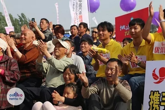 看你們的表情就知道，你們在想，再來一段！
