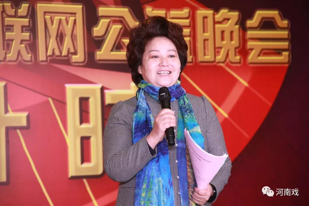 總導(dǎo)演、國(guó)家一級(jí)導(dǎo)演張建萍介紹尋找稀有劇種傳承人以及目前活動(dòng)推進(jìn)情況