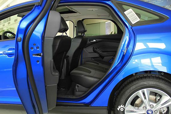 　?？怂箖蓭?jīng)典1.8MT 時尚型