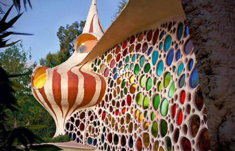 建筑師打造夢(mèng)幻鸚鵡螺房屋