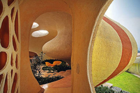 建筑師打造夢(mèng)幻鸚鵡螺房屋