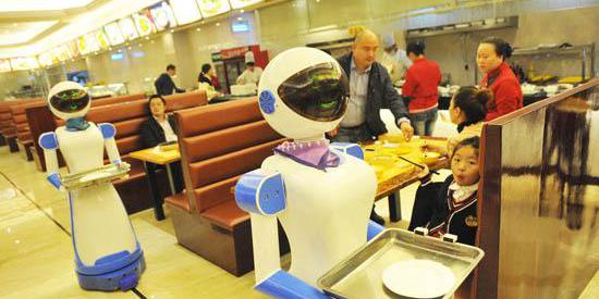 寧波一餐廳現(xiàn)機(jī)器人“服務(wù)員” 寧波一餐廳現(xiàn)機(jī)器人“服務(wù)員”