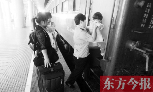 鄭州到溫州的2191/4次列車，是鄭州鐵路局最后一對綠皮車。