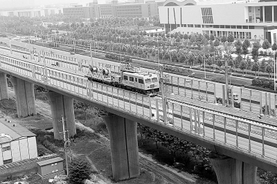 開城鐵建成通車之后，將開行時速200公里的動車組，屆時，鄭州到開封的用時將縮短為19分鐘