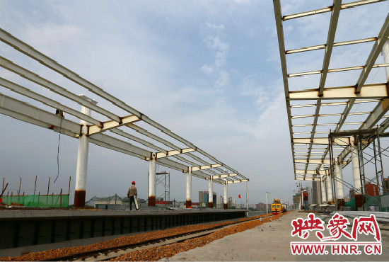 鄭信路站的主體框架已經(jīng)完工。