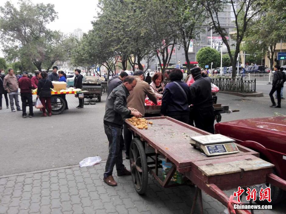 自治區(qū)和烏魯木齊市有關(guān)部門迅速處置，傷員已全部送往醫(yī)院救治。