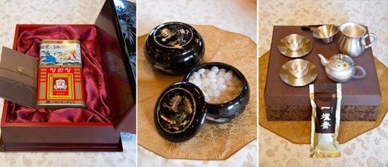 　當(dāng)?shù)貢r(shí)間2014年7月4日，韓國(guó)總統(tǒng)樸槿惠向中國(guó)國(guó)家主席習(xí)近平贈(zèng)送的紅參和茶具等。