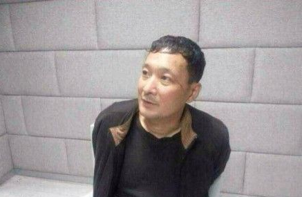 圖為在逃犯罪嫌疑人王慶新。