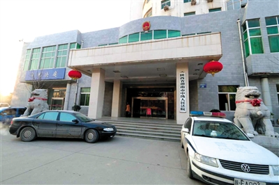 李宏亮在被違規(guī)辦理了監(jiān)外執(zhí)行后，再犯命案。