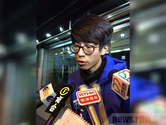 黃臺仰因設(shè)想?yún)⑴c旺角暴亂被香港警方拘捕，被指涉嫌參與旺角暴動。