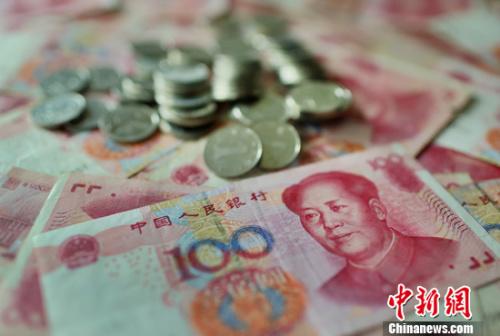 2015年各行業(yè)年平均工資出爐 來(lái)看你達(dá)標(biāo)了嗎？