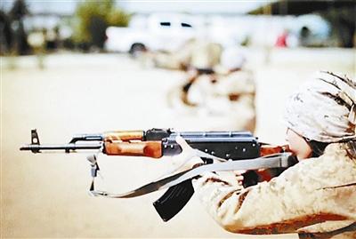 伊斯蘭國發(fā)布宣傳視頻 訓練娃娃兵震驚全球