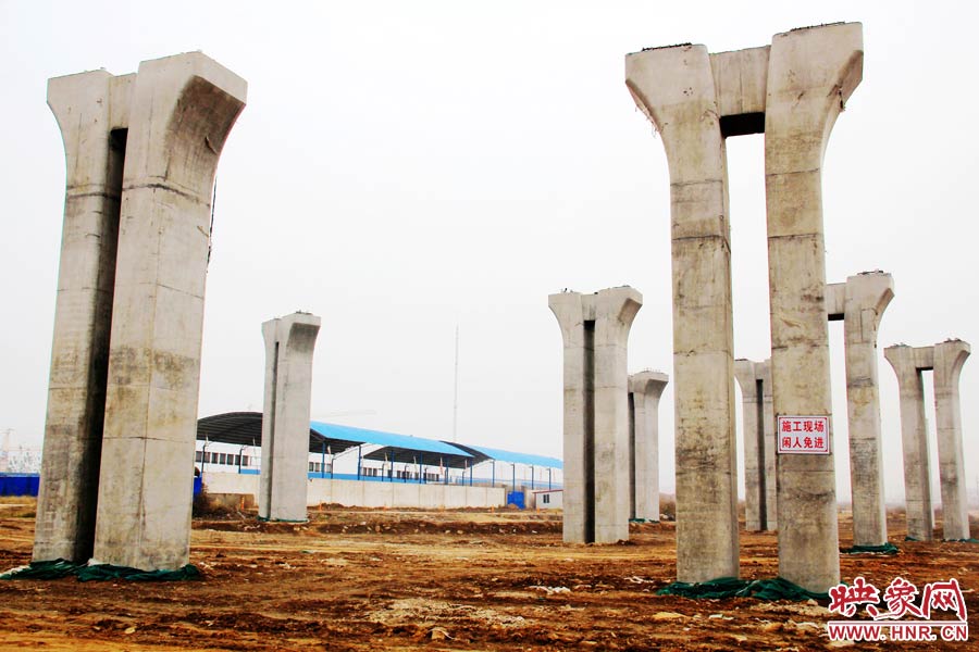 今年9月份，媒體曾報(bào)道稱(chēng)，此項(xiàng)目停工的原因主要是資金鏈斷裂。