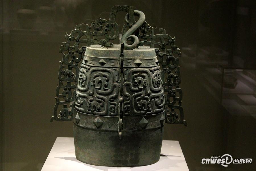 天水出土的青銅重器秦子镈。