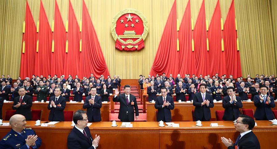 習(xí)近平當(dāng)選國家主席、中央軍委主席