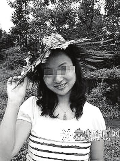 李某生活照。