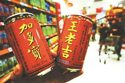 廣東省高級(jí)人民法院一審宣判，紅罐涼茶裝潢所有權(quán)歸屬于王老吉，加多寶稱將上訴供圖/CFP